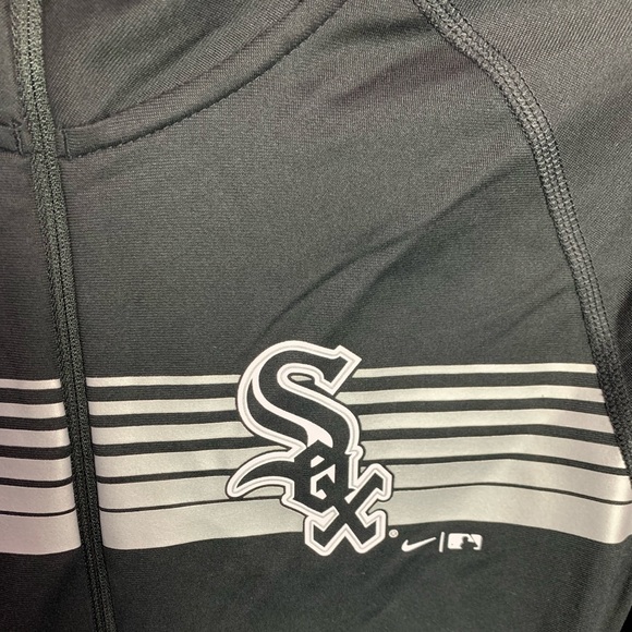 Chicago White Sox Nike Half Zip Pullover - Picture 5 of 12